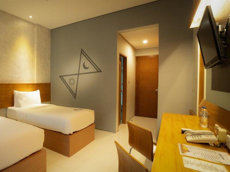 Nite & Day Mdc Puncak - Gadog Hotel Bogor Exterior photo